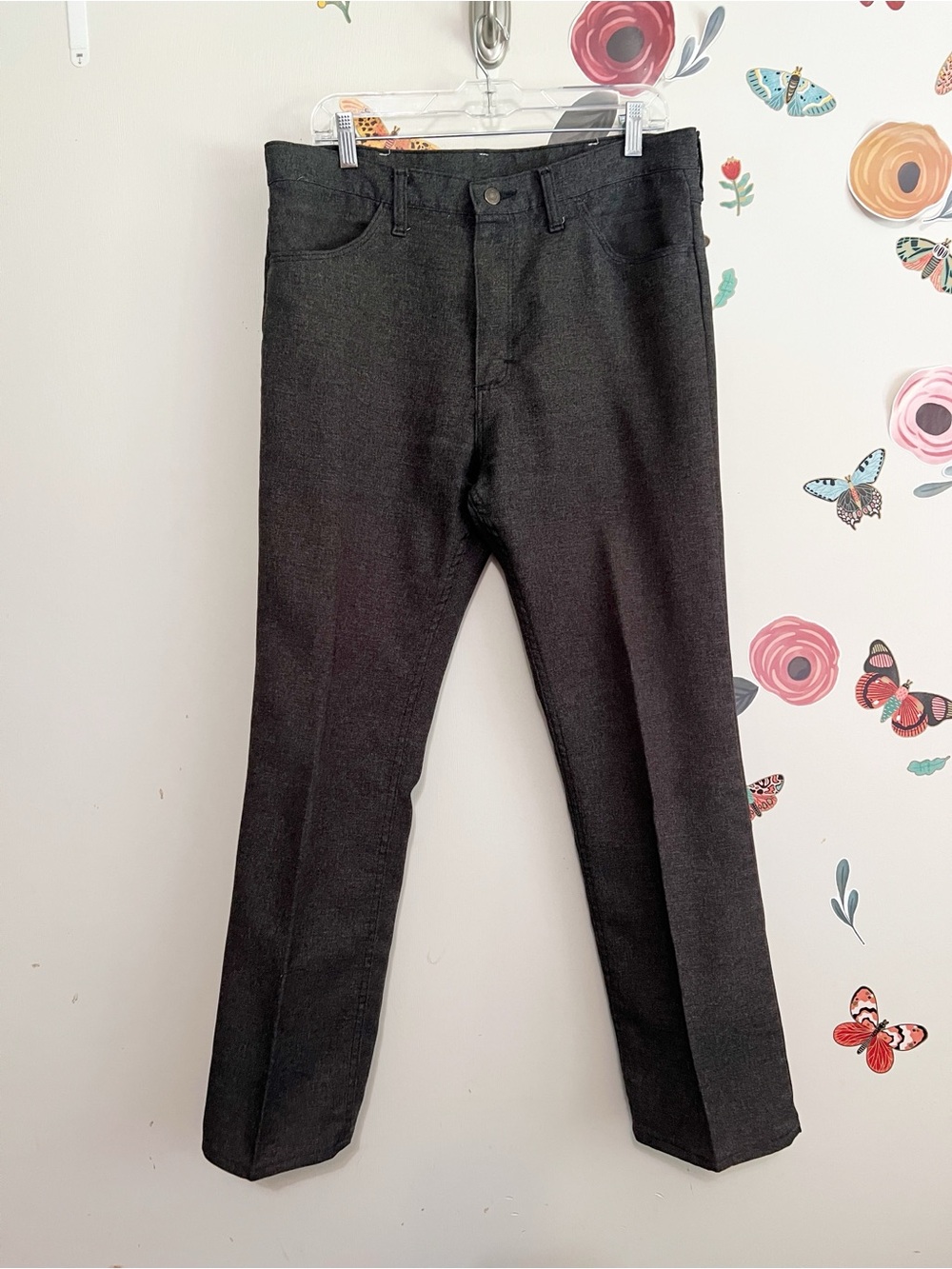 Vintage Wrangler Men's Dark Grey Straight-Leg Pressed Pants 34”x30”